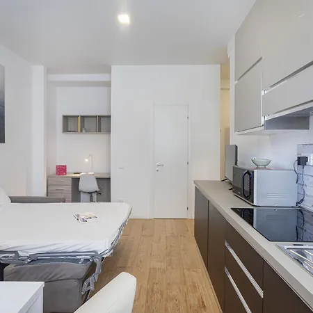 Zena Tower By Wonderful Italy Apartment